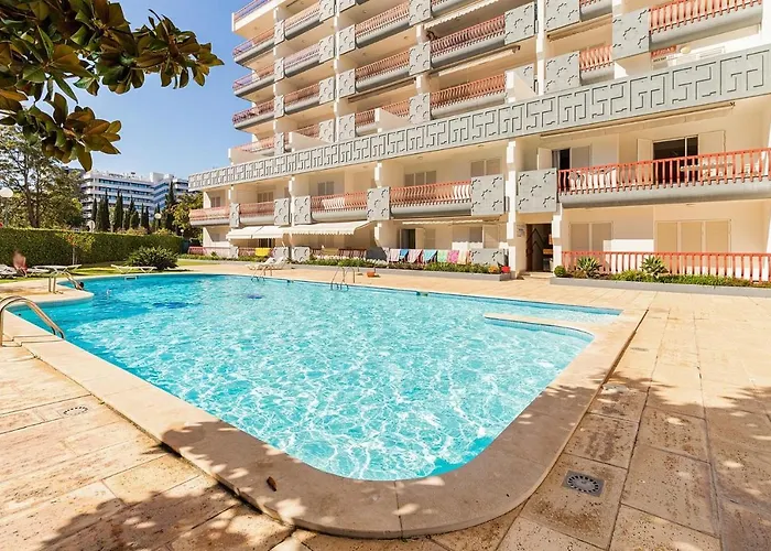 Vilamoura Marina, Av Tivoli